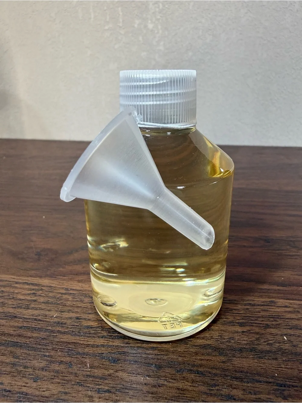 Pottery Barn White Fig & Jasmine Diffuser